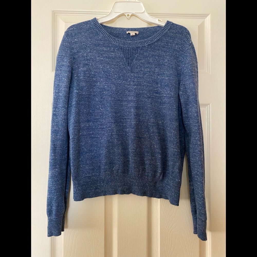 Gap blue pull over sweater